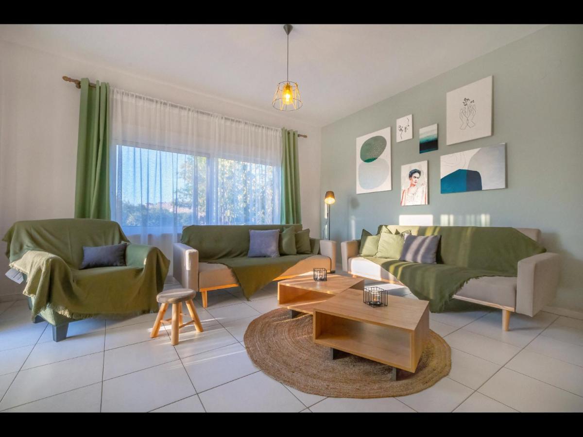 Omalia Apartment Прінос Екстер'єр фото