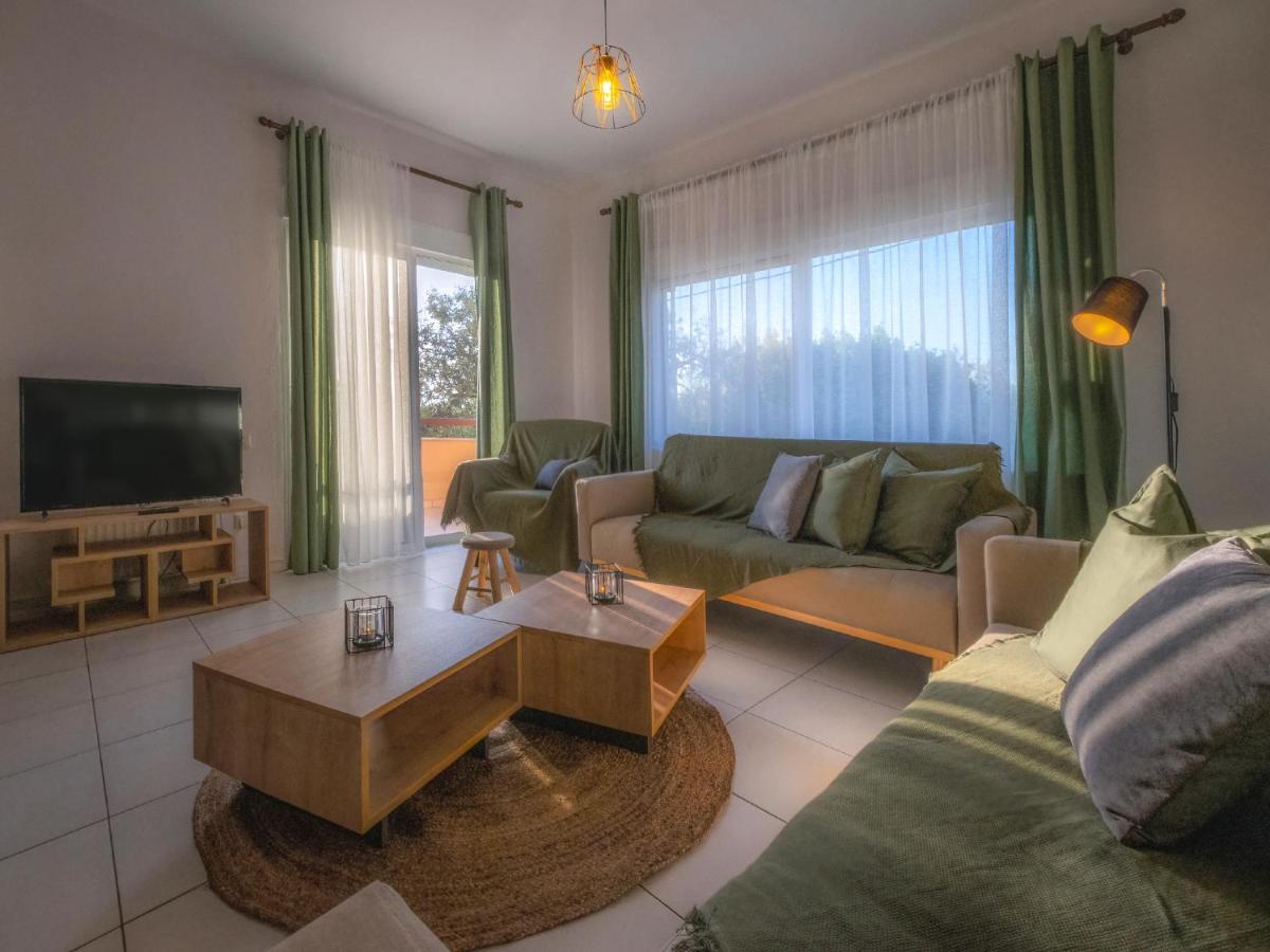 Omalia Apartment Прінос Екстер'єр фото