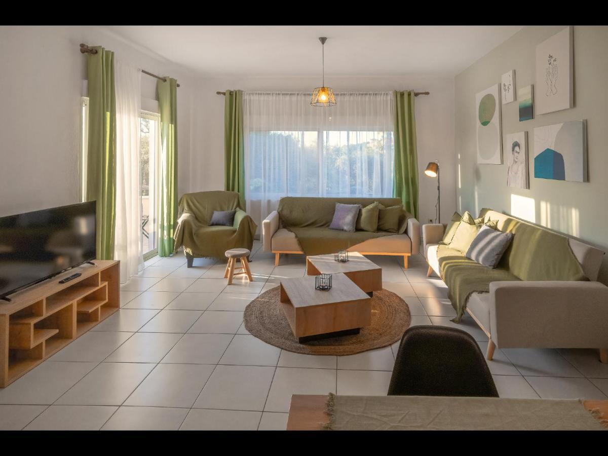 Omalia Apartment Прінос Екстер'єр фото