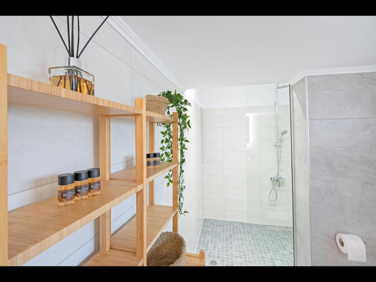 Omalia Apartment Прінос Екстер'єр фото